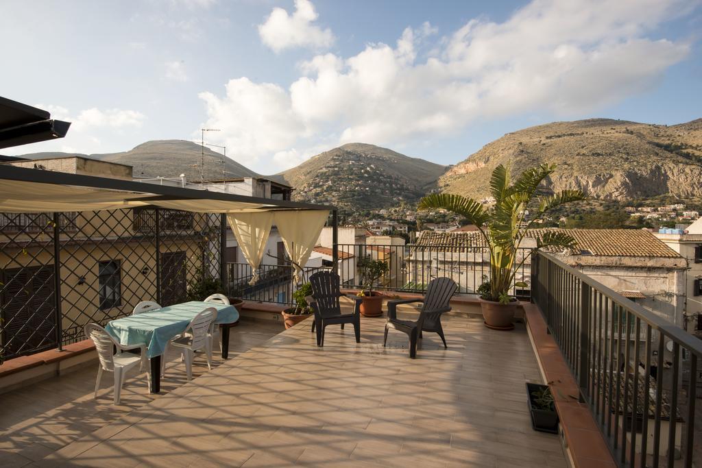 몬델로 La Terrazza Del Baglio 아파트 외부 사진